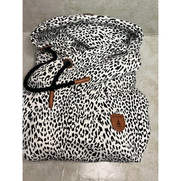 Wanakome Sweaters - Wanakome Canada Hoodie Womens Size M Leopard Print White Black Cowl Neck Logo